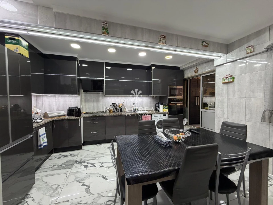 Apartamento T3 para Venda em Póvoa de Santo Adrião e Olival Basto Foto 6