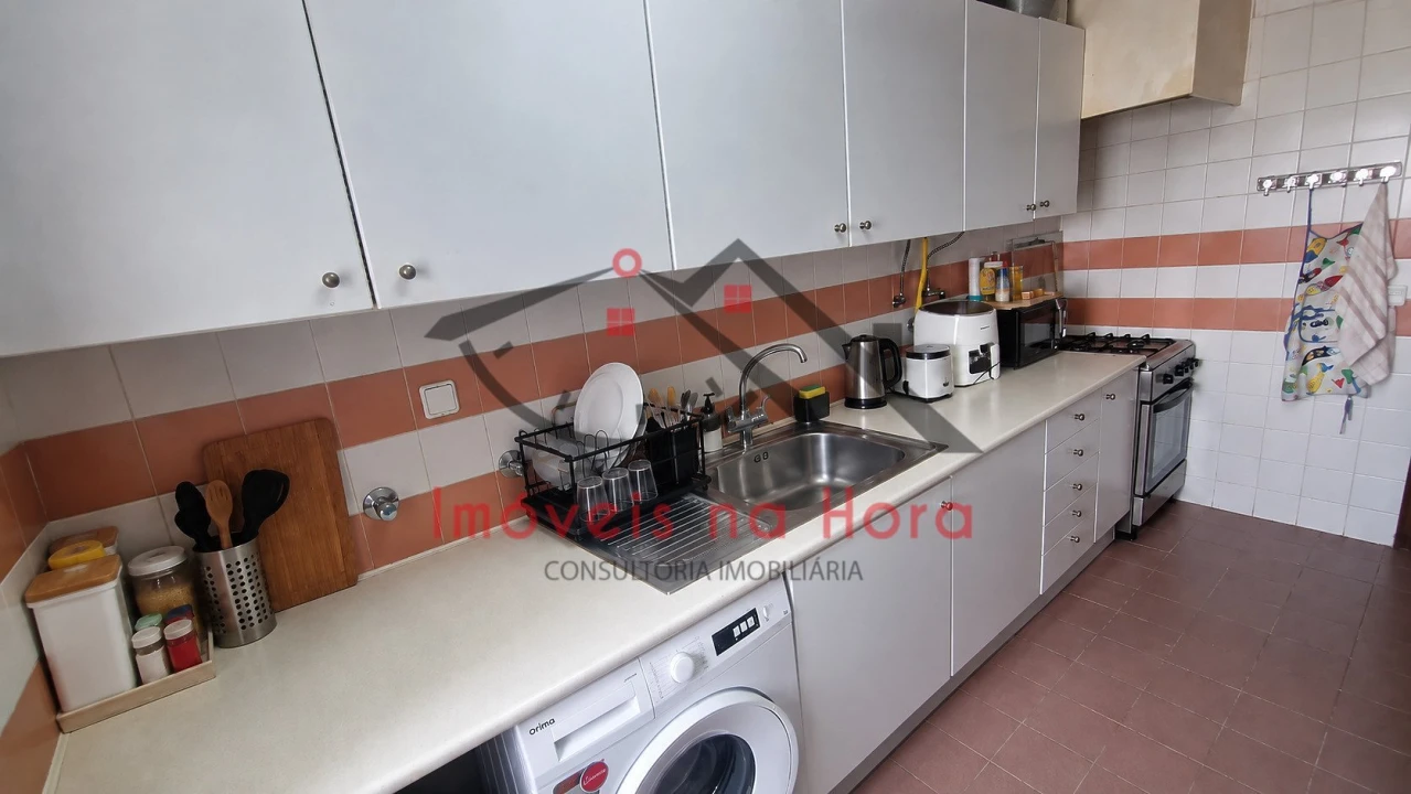 Apartamento T3 para Venda em Algueirão-Mem Martins Foto 9