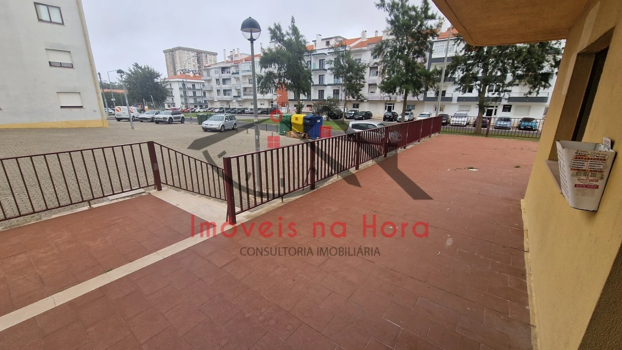 Apartamento T3 para Venda em Algueirão-Mem Martins Foto 16