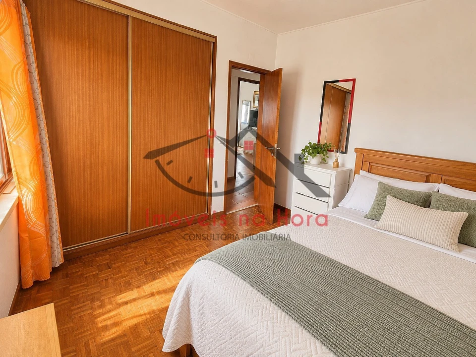 Apartamento T3 para Venda em Algueirão-Mem Martins Foto 14