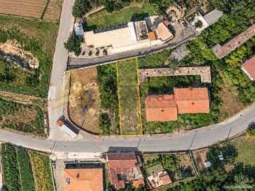 Terreno para Venda em Eixo e Eirol