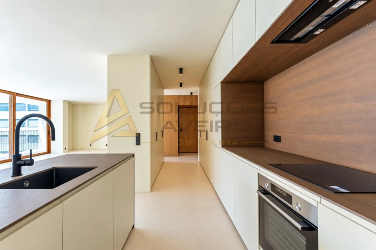 Apartamento T4 para Venda em Matosinhos e Leça da Palmeira Foto 4
