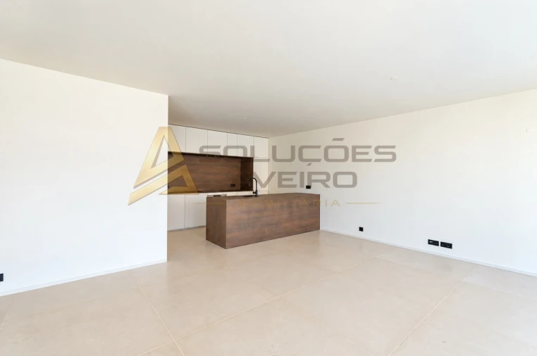 Apartamento T4 para Venda em Matosinhos e Leça da Palmeira Foto 16