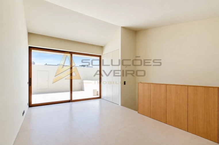 Apartamento T4 para Venda em Matosinhos e Leça da Palmeira Foto 20