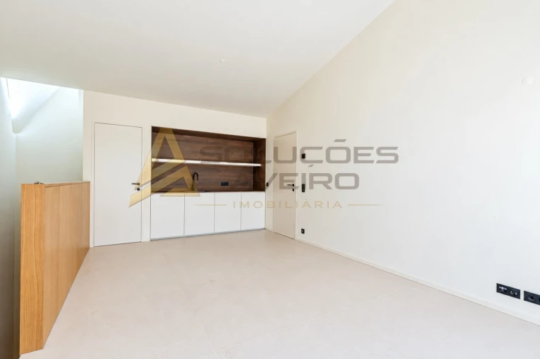 Apartamento T4 para Venda em Matosinhos e Leça da Palmeira Foto 17