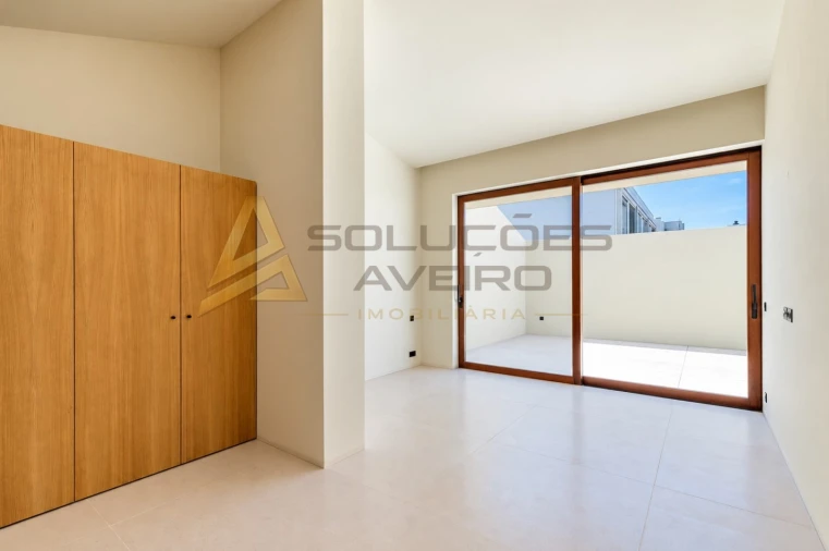 Apartamento T4 para Venda em Matosinhos e Leça da Palmeira Foto 21