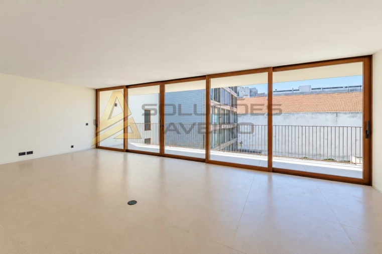 Apartamento T4 para Venda em Matosinhos e Leça da Palmeira Foto 6