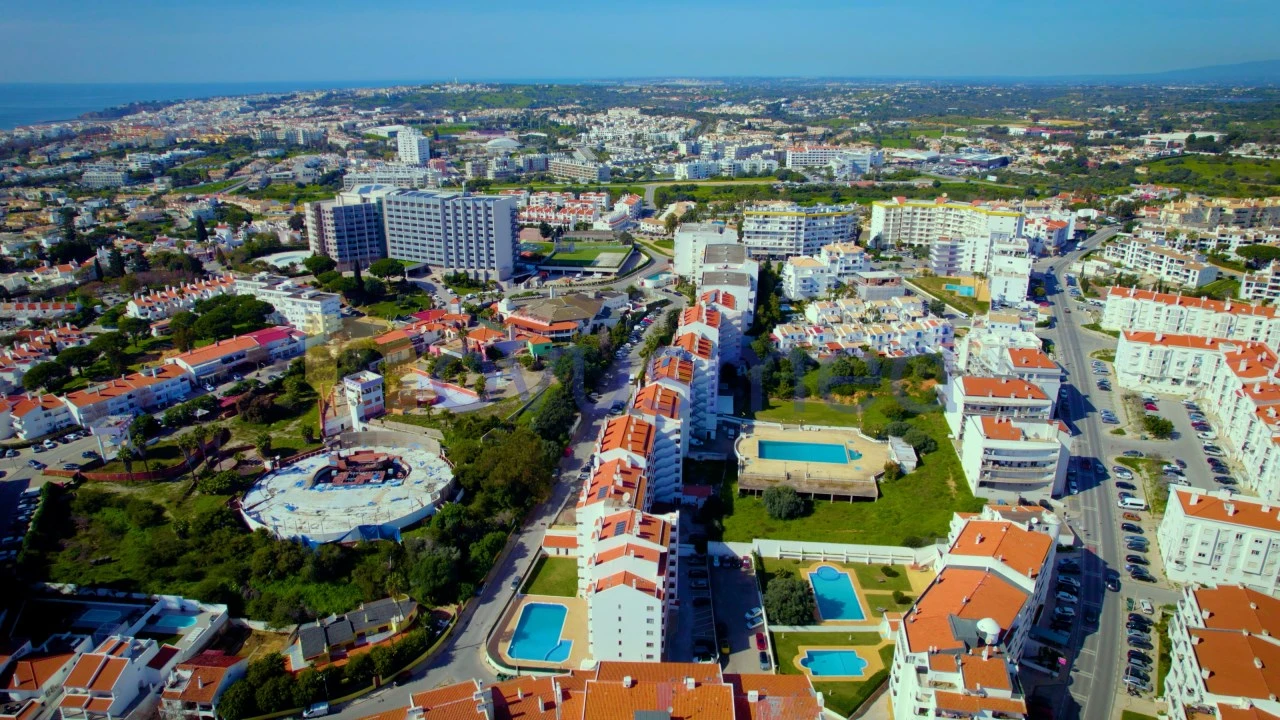 Apartamento T2 para Venda em Albufeira e Olhos de Água Foto 33