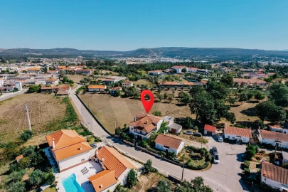Moradia T5 para Venda em Poiares (Santo Andre)