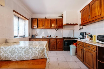 Moradia T5 para Venda em Poiares (Santo Andre)
