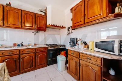 Moradia T5 para Venda em Poiares (Santo Andre)