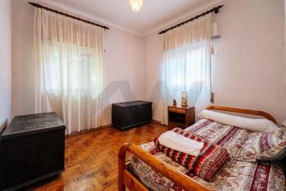 Moradia T5 para Venda em Poiares (Santo Andre)