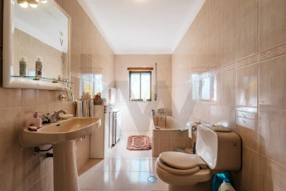 Moradia T5 para Venda em Poiares (Santo Andre)