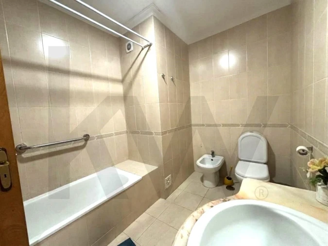 Apartamento T3 para Venda em Leiria, Pousos, Barreira e Cortes Foto 13