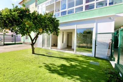 Apartamento T4 para Venda em Mina de Água