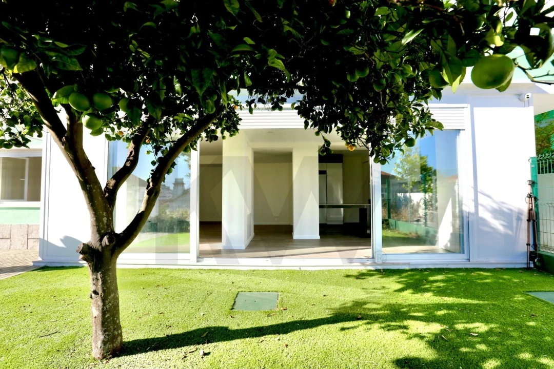 Apartamento T4 para Venda em Mina de Água Foto 19