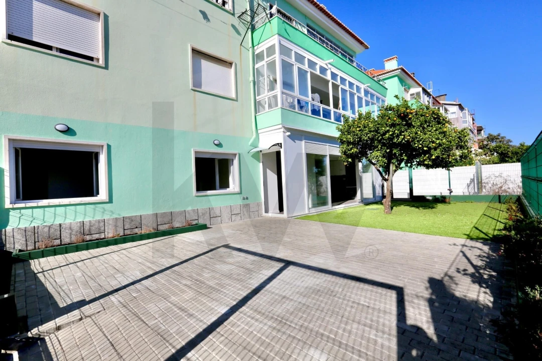 Apartamento T4 para Venda em Mina de Água Foto 20