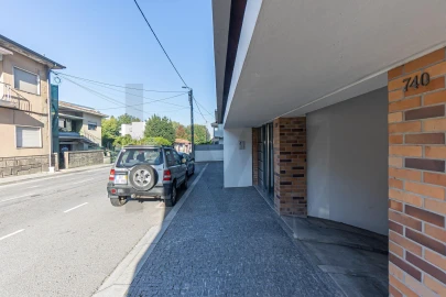 Apartamento T2 para Arrendamento em Pedrouços