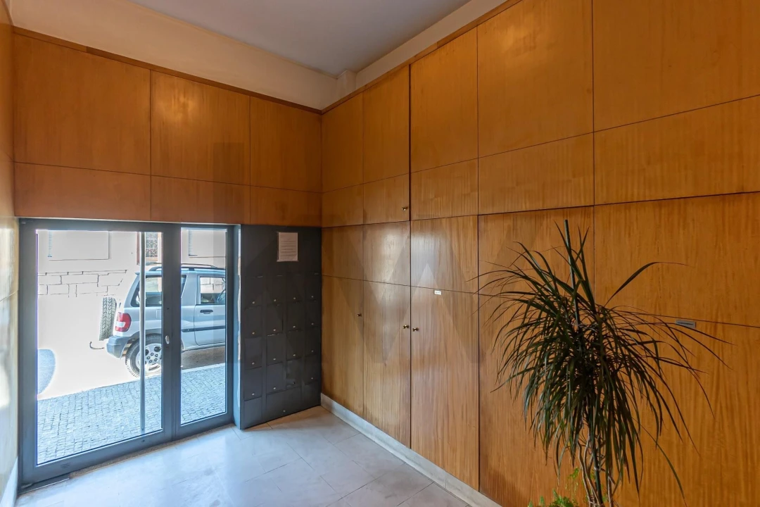 Apartamento T2 para Arrendamento em Pedrouços Foto 6