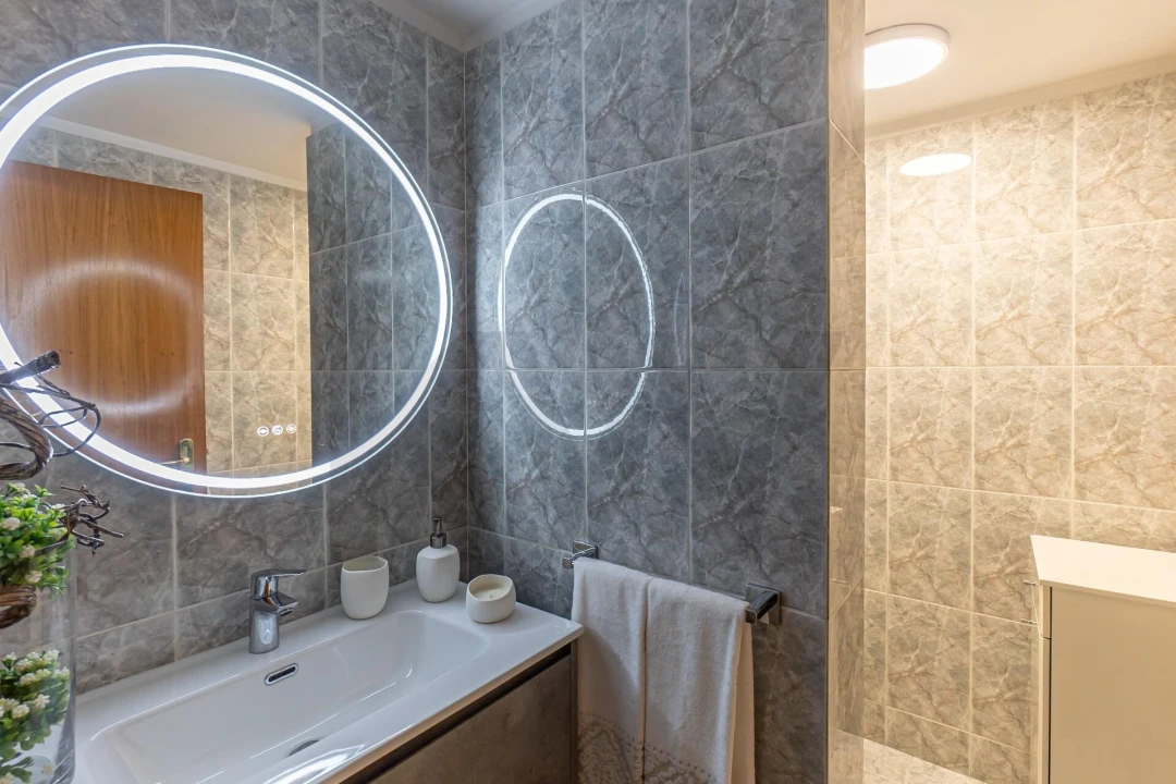 Apartamento T2 para Arrendamento em Pedrouços Foto 13