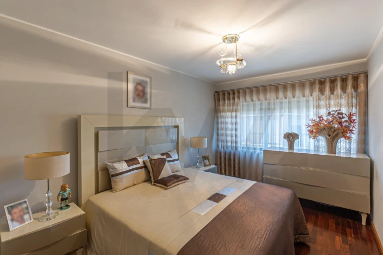 Apartamento T2 para Arrendamento em Pedrouços Foto 20