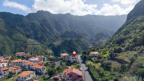 Moradia T5 para Venda em Boa Ventura