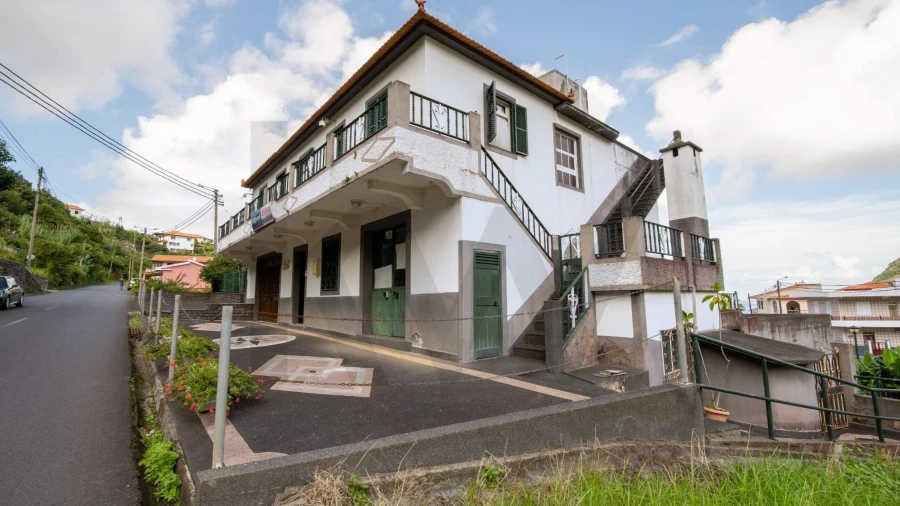 Moradia T5 para Venda em Boa Ventura