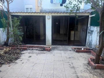 Apartamento T1 para Venda em Falagueira-Venda Nova