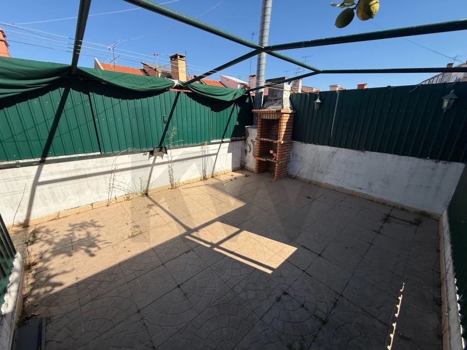 Apartamento T1 para Venda em Falagueira-Venda Nova Foto 11