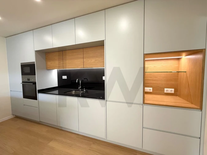 Apartamento T2 para Venda em Agualva e Mira-Sintra Foto 5