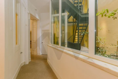 Apartamento T3 para Arrendamento em Penha de França