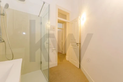 Apartamento T3 para Arrendamento em Penha de França