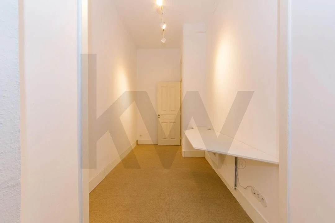 Apartamento T3 para Arrendamento em Penha de França Foto 13