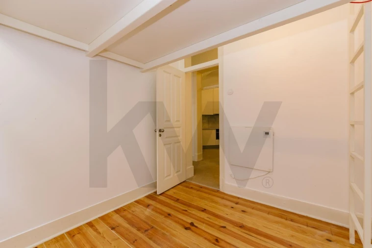 Apartamento T3 para Arrendamento em Penha de França Foto 6