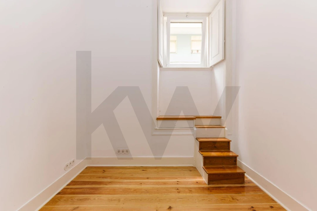 Apartamento T3 para Arrendamento em Penha de França Foto 3