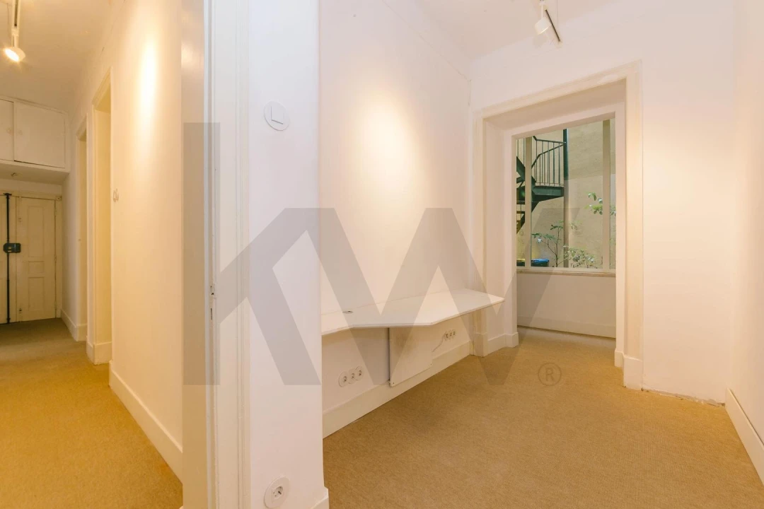 Apartamento T3 para Arrendamento em Penha de França Foto 12