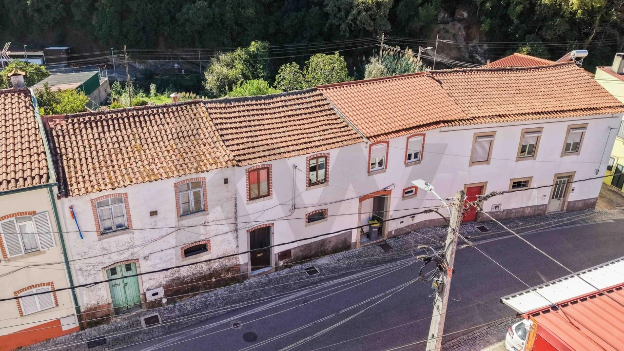 Moradia T3 para Venda em Eiras e São Paulo de Frades Foto 1