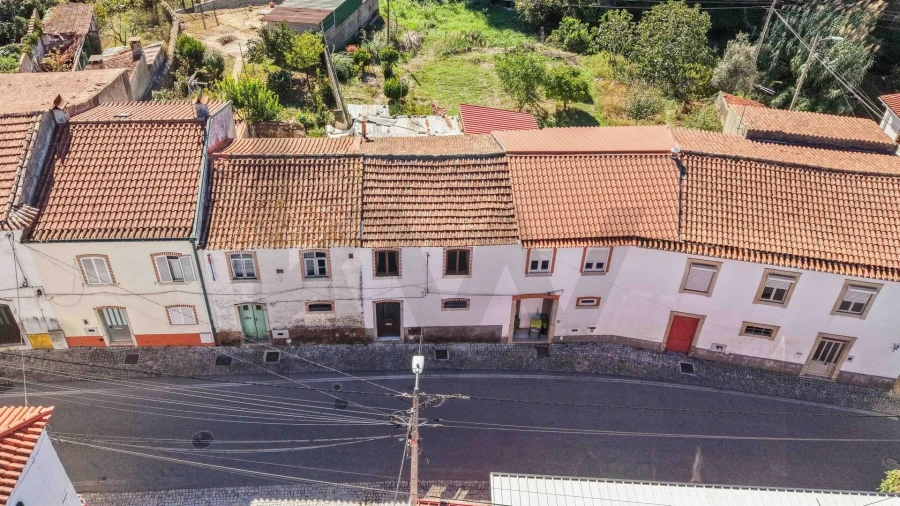 Moradia T3 para Venda em Eiras e São Paulo de Frades Foto 3
