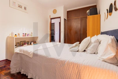 Apartamento T1 para Venda em Santo Antonio