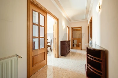 Apartamento T3 para Venda em Alverca do Ribatejo e Sobralinho