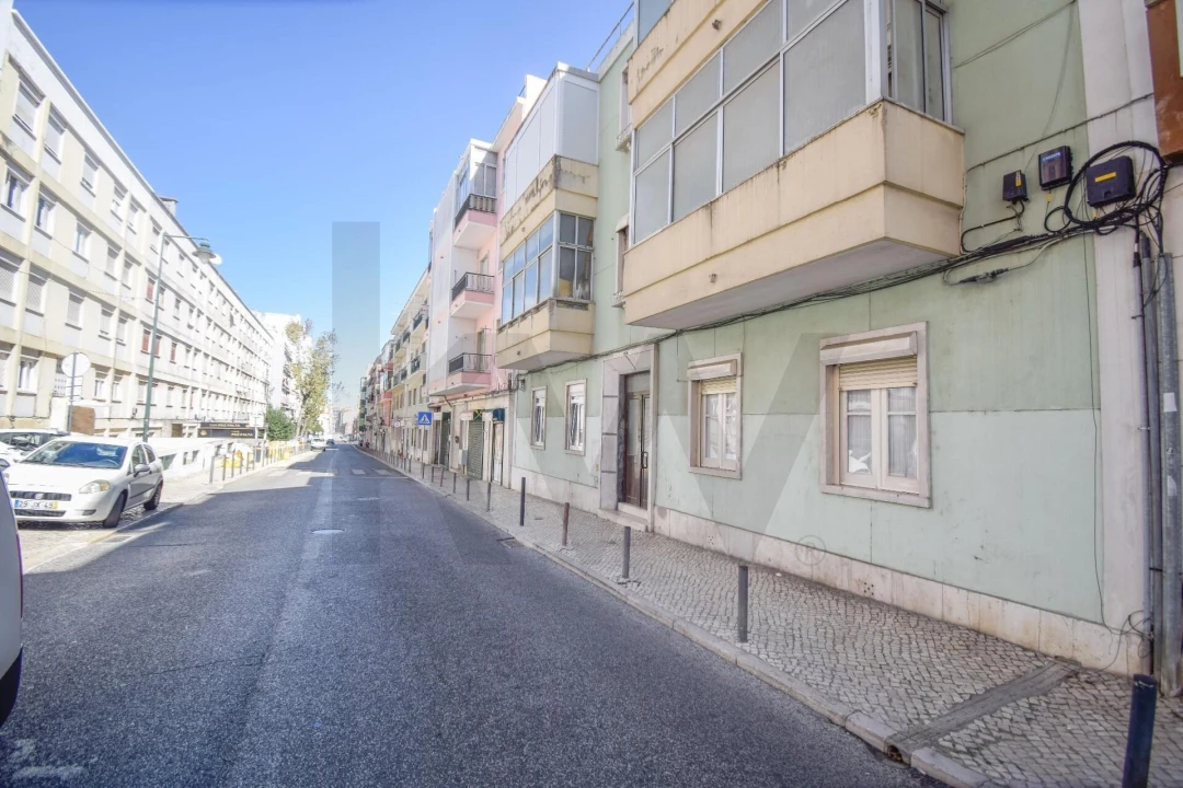 Apartamento T2 para Arrendamento em Penha de França Foto 25