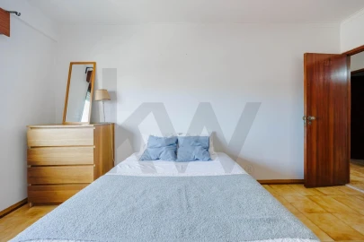 Apartamento T2 para Venda em Algueirão-Mem Martins