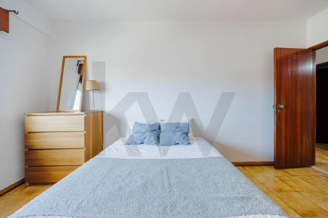 Apartamento T2 para Venda em Algueirão-Mem Martins Foto 22