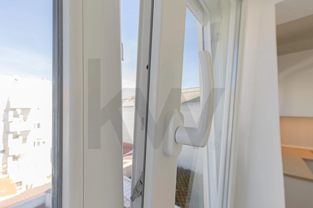Apartamento T2 para Arrendamento em Barreiro e Lavradio Foto 9