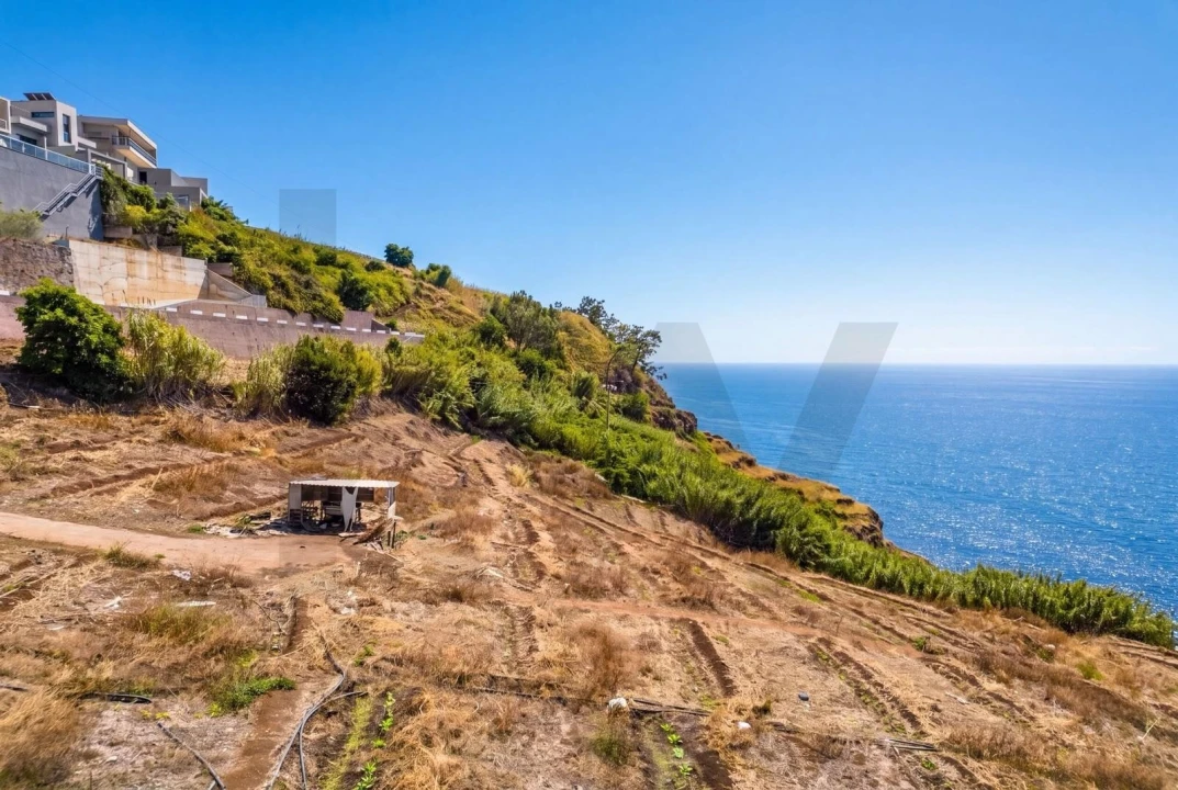 Terreno para Venda em Canhas Foto 7