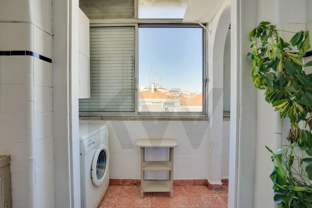 Apartamento T1 para Venda em Alfragide Foto 8
