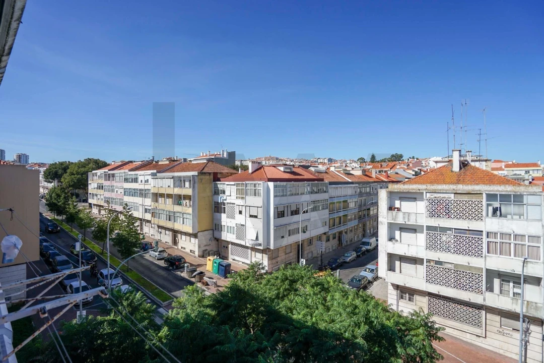 Apartamento T1 para Venda em Alfragide Foto 2