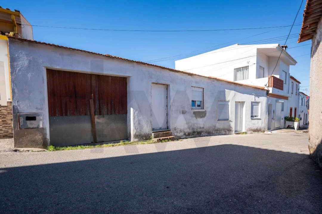 Moradia T3 para Venda em Souselas e Botão Foto 2