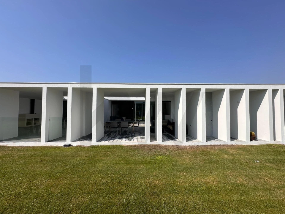 Moradia T2 para Venda em Vau Foto 5