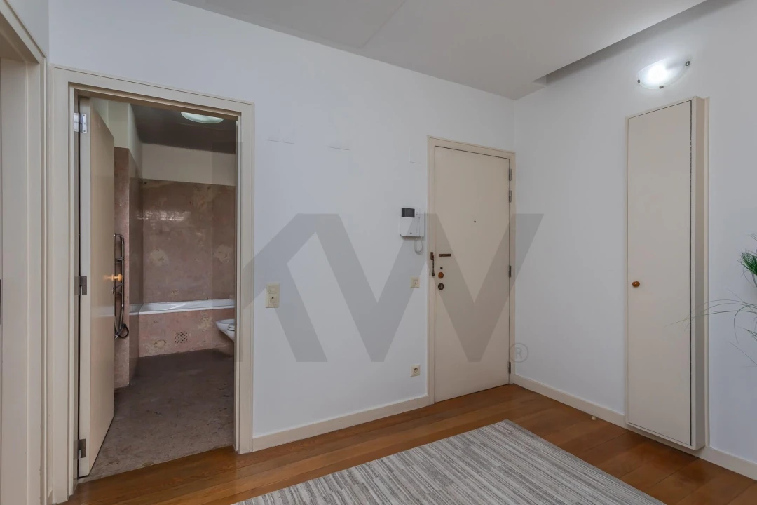 Apartamento T1 para Venda em Santa Maria Maior Foto 16